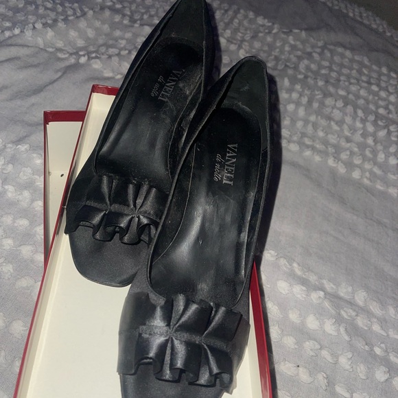 Vaneli Black Satin Ruffle Heels - Picture 5 of 6